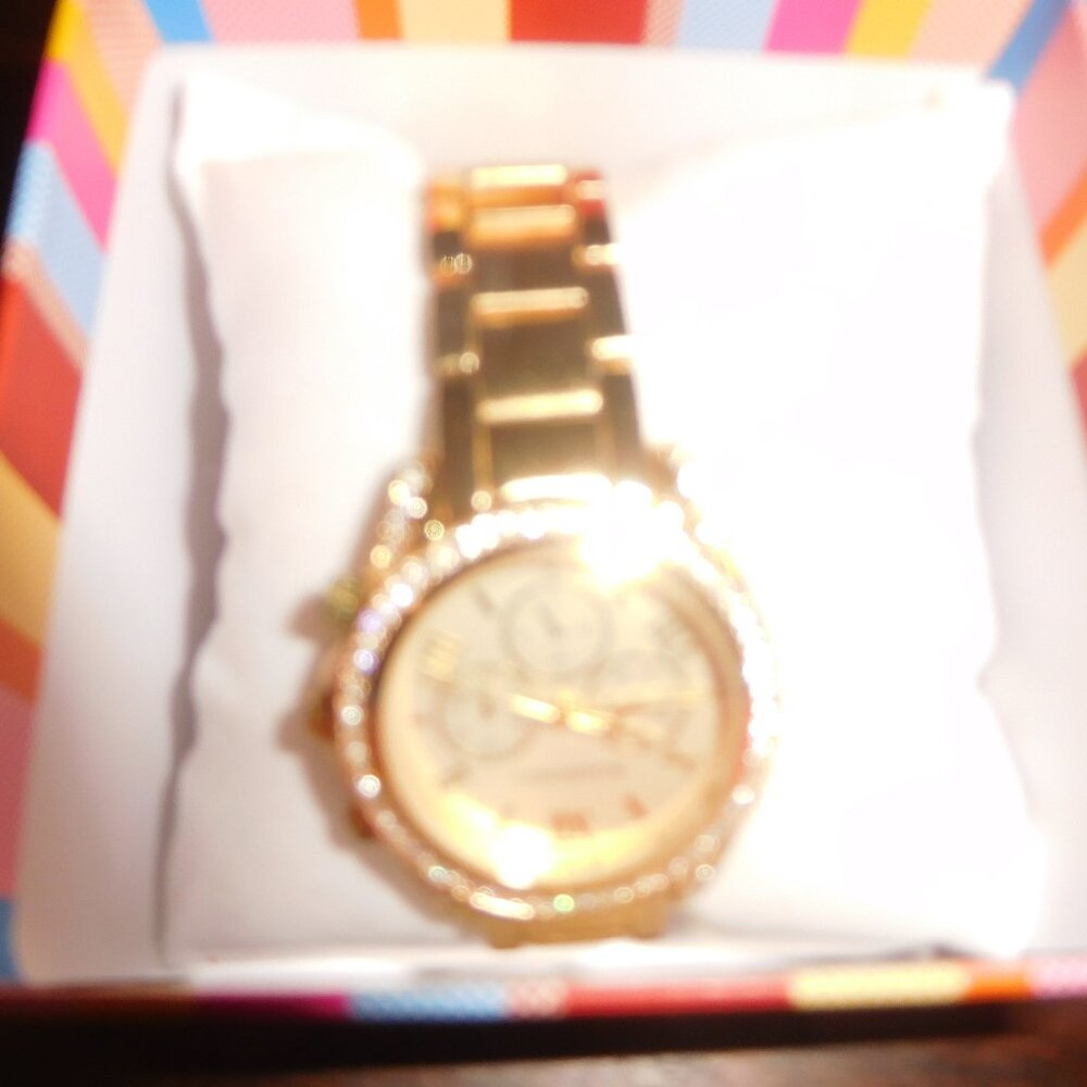 Bombshell Watch - Picture 3 of 3